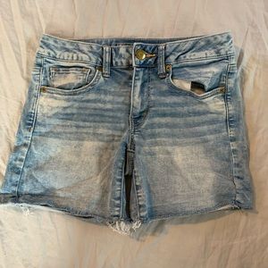 American Eagle light wash shorts